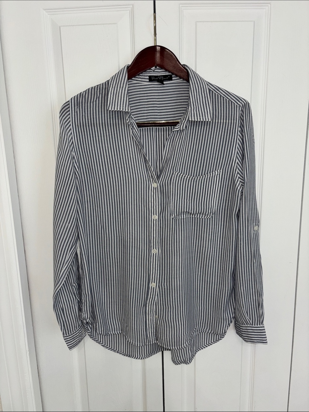 Velvet Heart Vertical Stripe Casual Button-Down Shirt - Blue & White